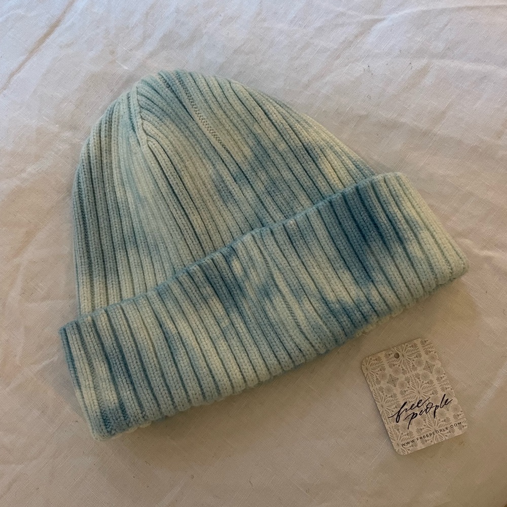 COPY - Tye dye beanie
